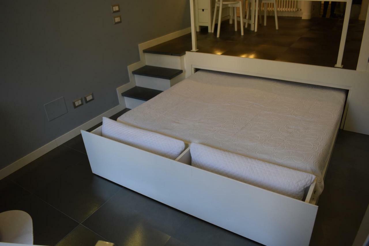 Silver Flat * Vernazza